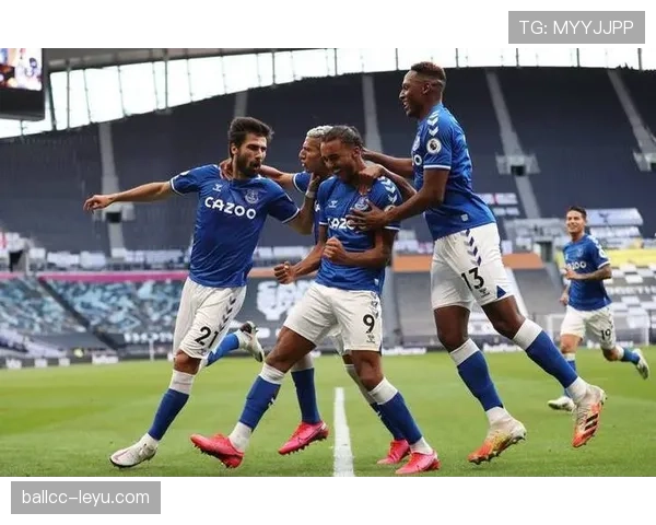 伊根：英超新赛季展望——球队重建成提升竞争力关键