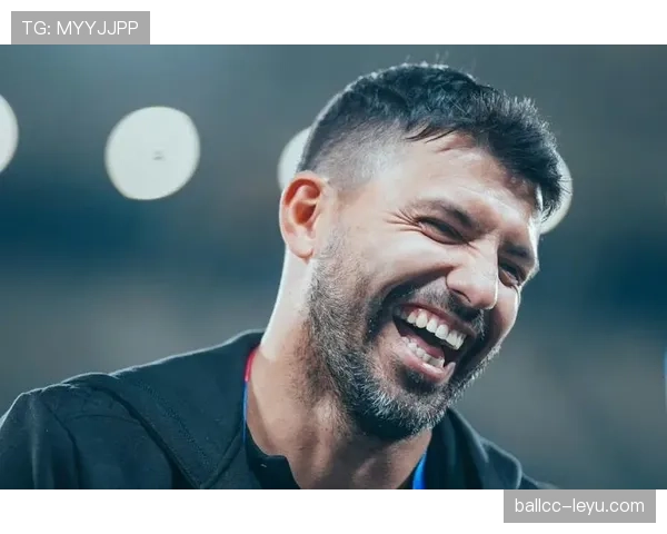 欧冠决赛经典回顾:传奇时刻再现,球队梦想终迎荣耀巅峰 欧冠决赛经典回顾:传奇时刻再现,球队梦想终迎荣耀巅峰