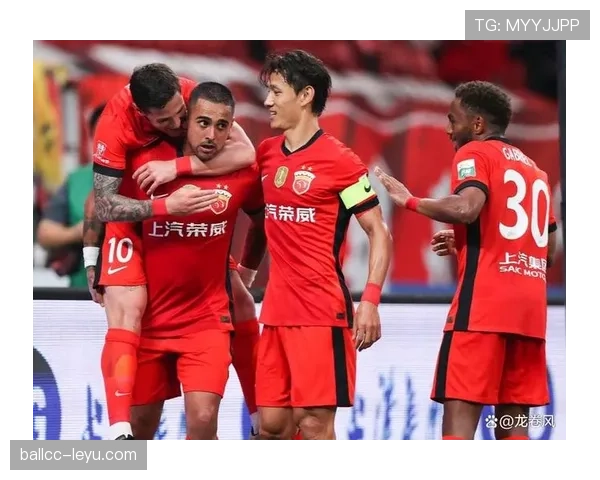 激烈对决回眸：两队高光时刻频现，未来表现引人期待