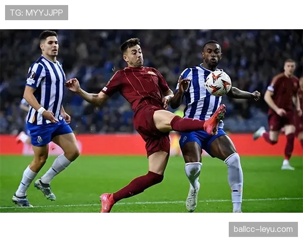 波尔图主场大胜巩固葡超榜首地位