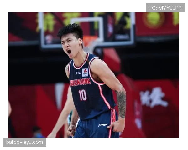 孙兴慜技术动作解析:连续稳健表现成球队掌控节奏关键 孙兴慜技术动作解析:连续稳健表现成球队掌控节奏关键