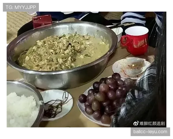 魏秋月晚上居然还用直播卖家电？运动员身份没谁这么接地气吧！